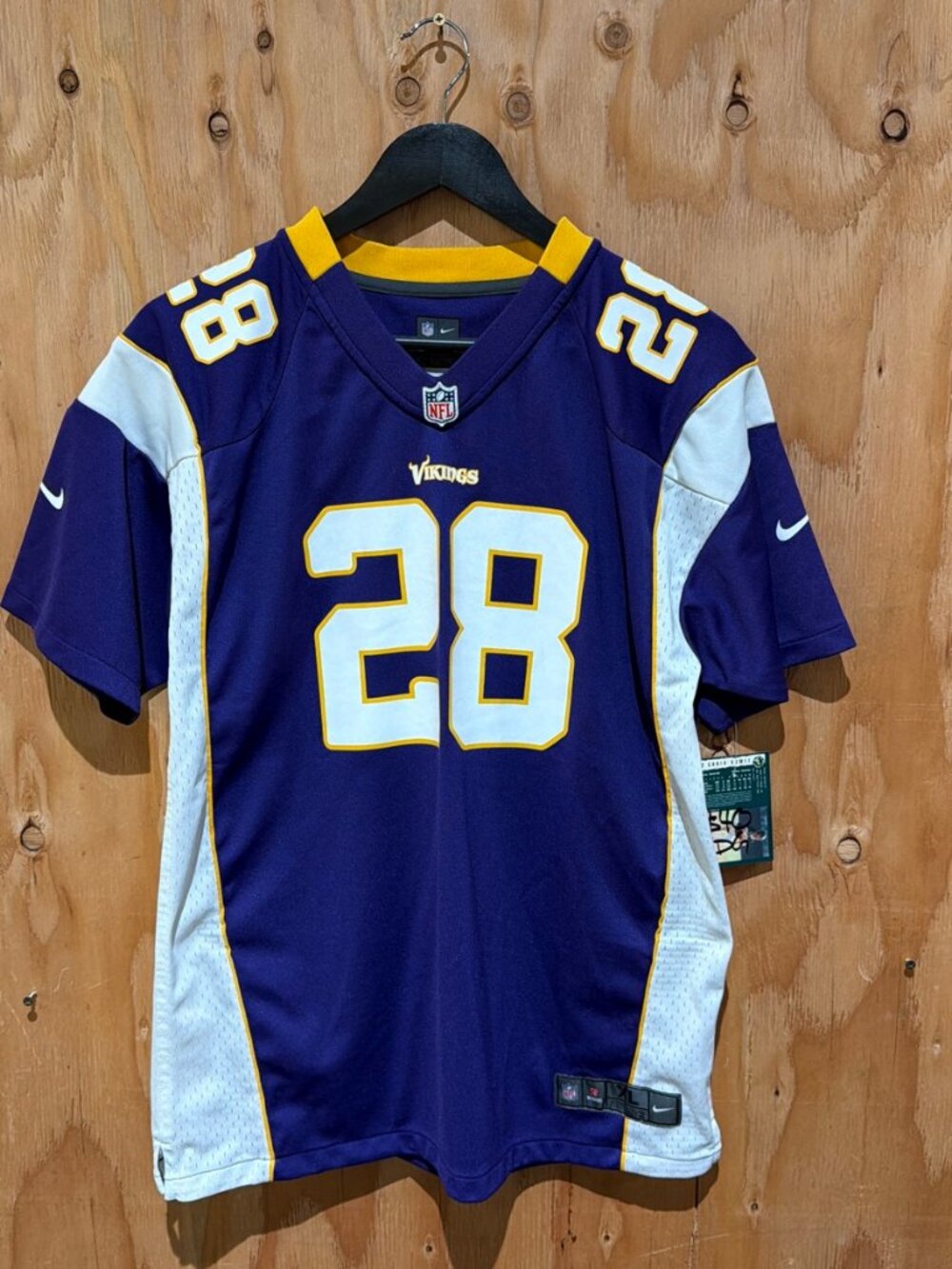 Nike Minnesota Vikings Adrian Peterson 28 Jersey Youth XL